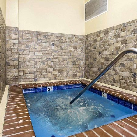 فندق كومفرت إن آند سويتس Rogersville المظهر الخارجي الصورة